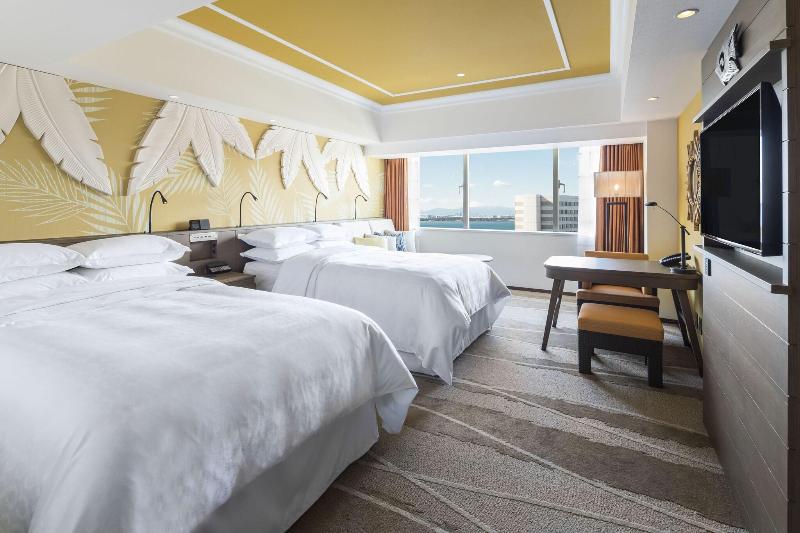 Sheraton Grande Tokyo Bay image