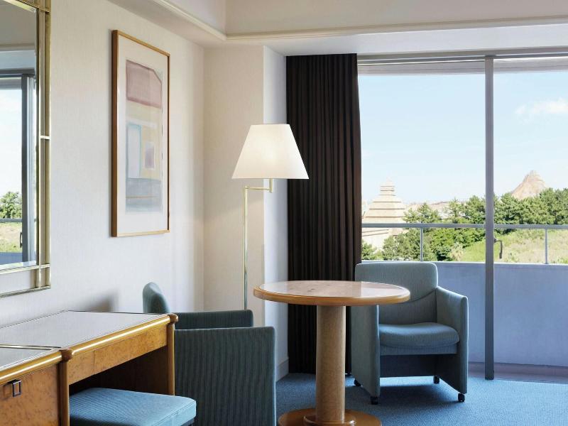 Sheraton Grande Tokyo Bay image