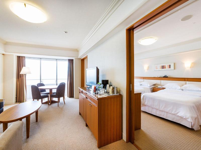 Sheraton Grande Tokyo Bay image
