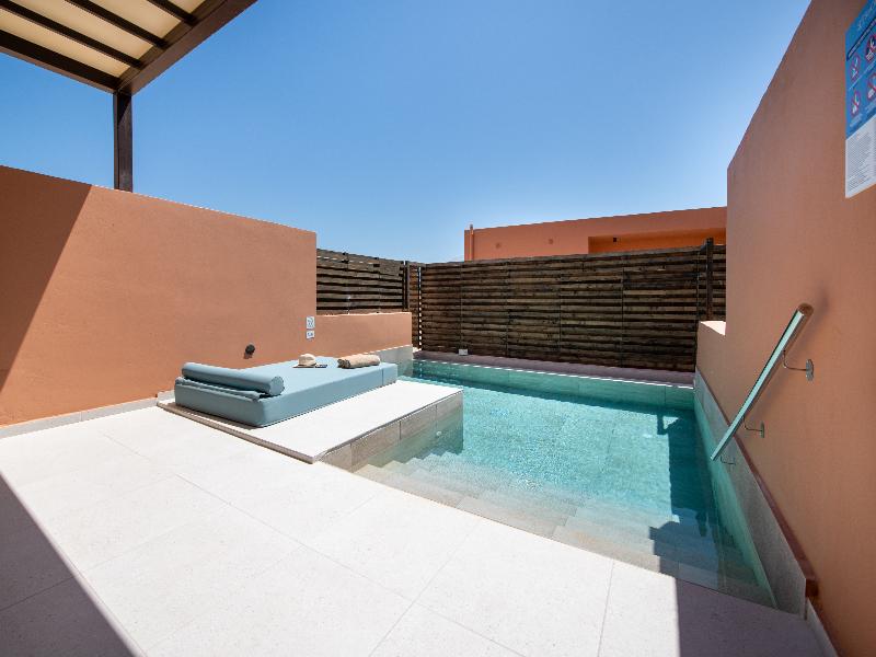 Kiani Beach Resort image