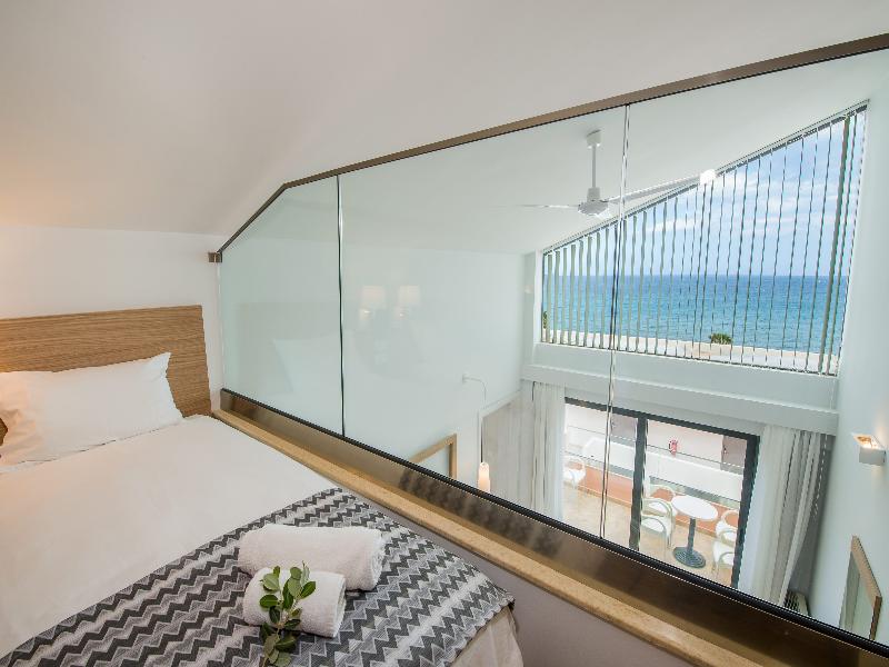 Kiani Beach Resort image