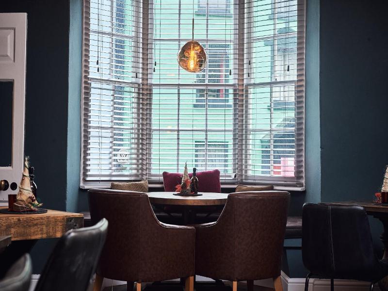 Browns Hotel - Laugharne image
