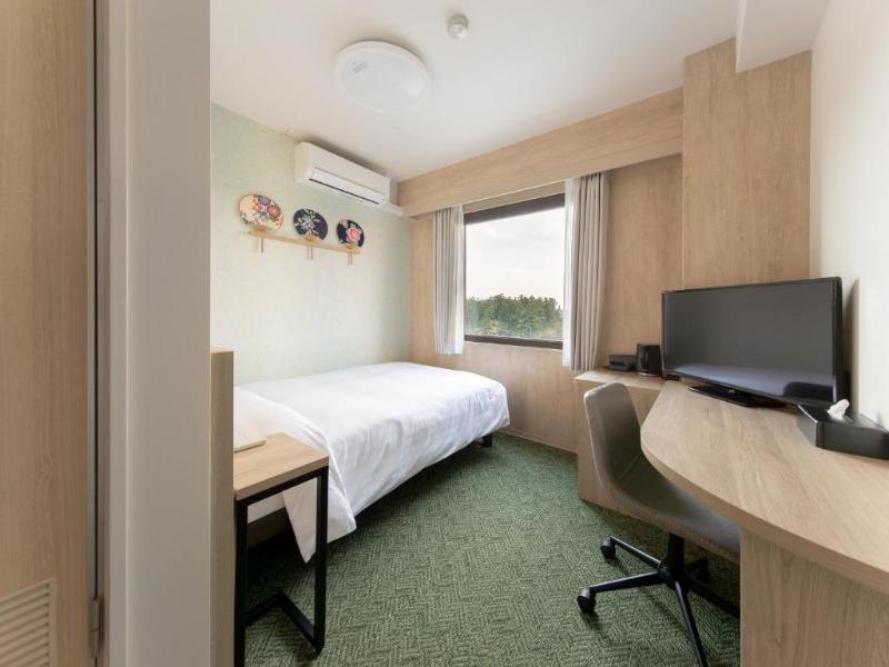Tabino Hotel EXpress Narita image