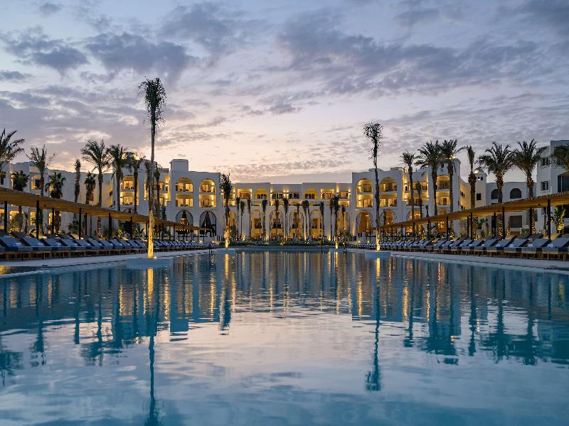 Serry Beach Resort image