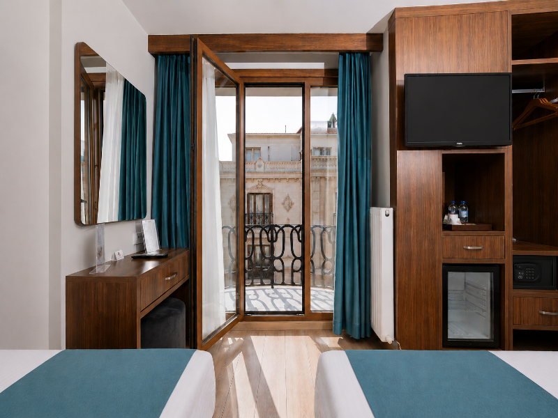 Hotel Black Tulip image