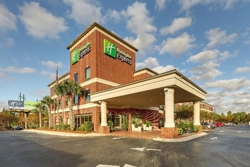 Holiday Inn Express Leland - Wilmington Area image