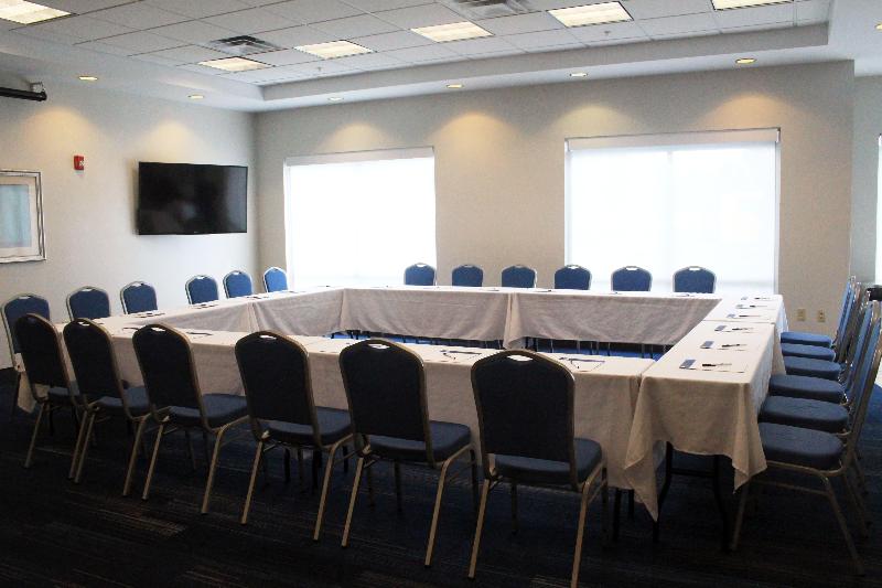 Holiday Inn Express Leland - Wilmington Area image