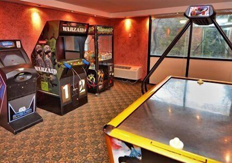 Comfort Inn - Pocono Mountain image