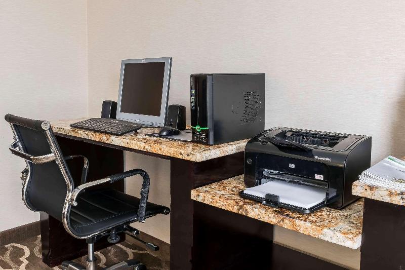Comfort Inn - Pocono Mountain image