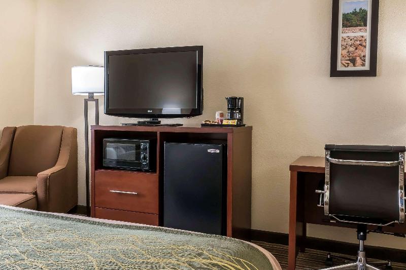 Comfort Inn - Pocono Mountain image
