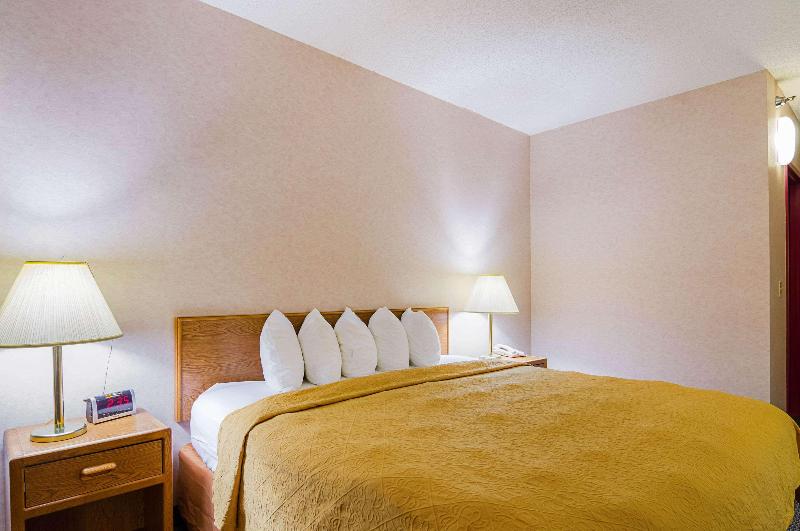 Quality Inn Rosebud Casino image