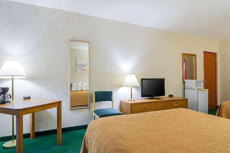 Quality Inn Rosebud Casino image