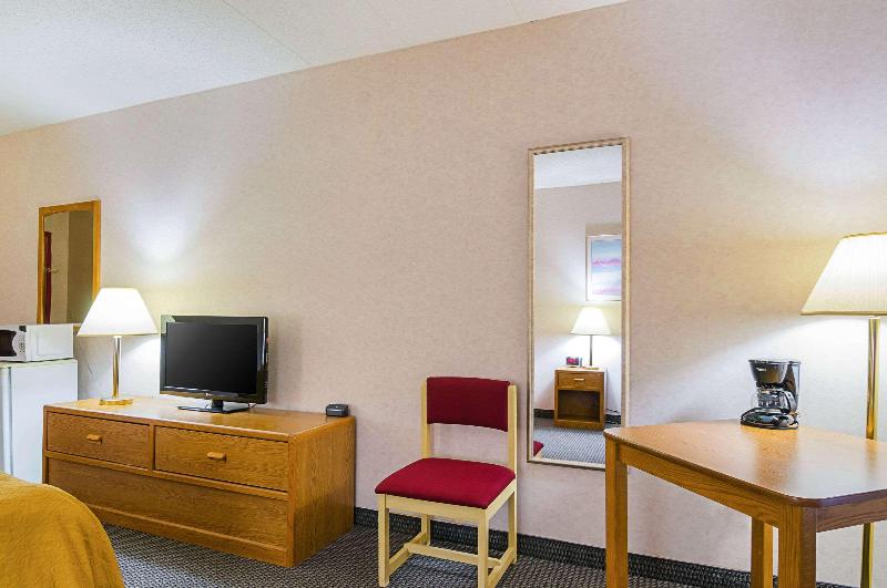 Quality Inn Rosebud Casino image