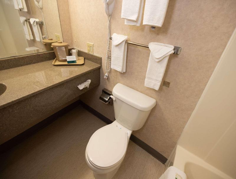 Quality Inn Rosebud Casino image