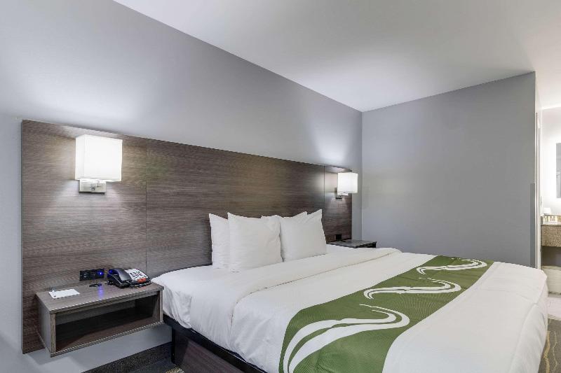 Quality Inn Kodak Sevierville image