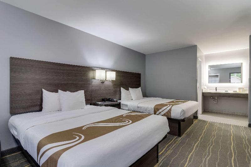 Quality Inn Kodak Sevierville image