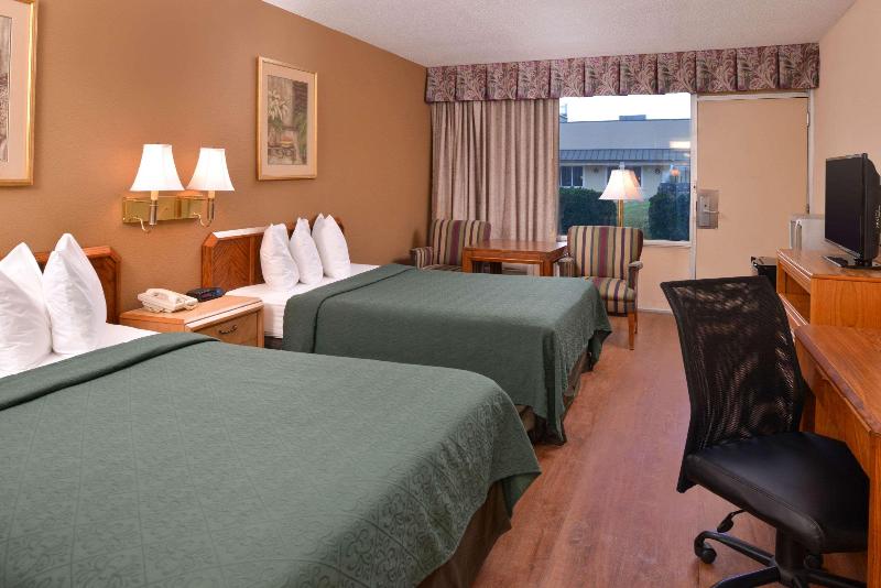 Quality Inn Dutch Inn