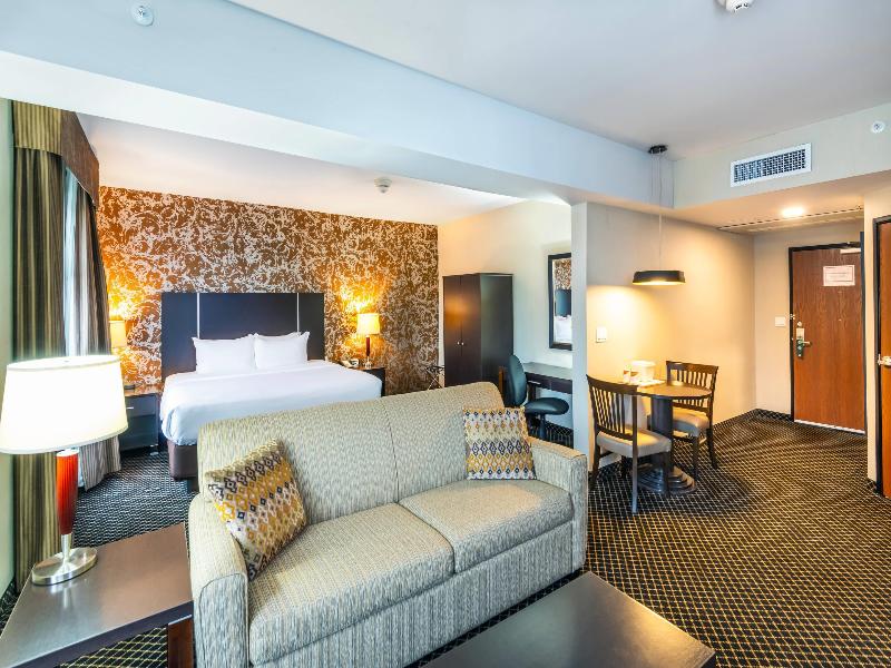 Quality Inn & Suites Petawawa image