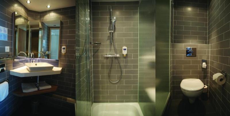 Holiday Inn Express Zurich Airport image