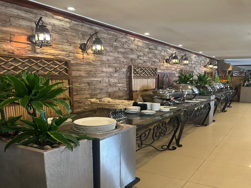 Golden Tulip Al Khobar Hotel image