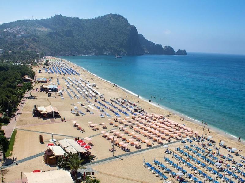 Rubi Platinum Spa Resort & Suites