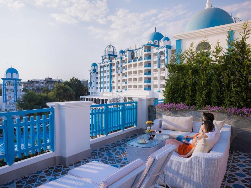 Rubi Platinum Spa Resort & Suites
