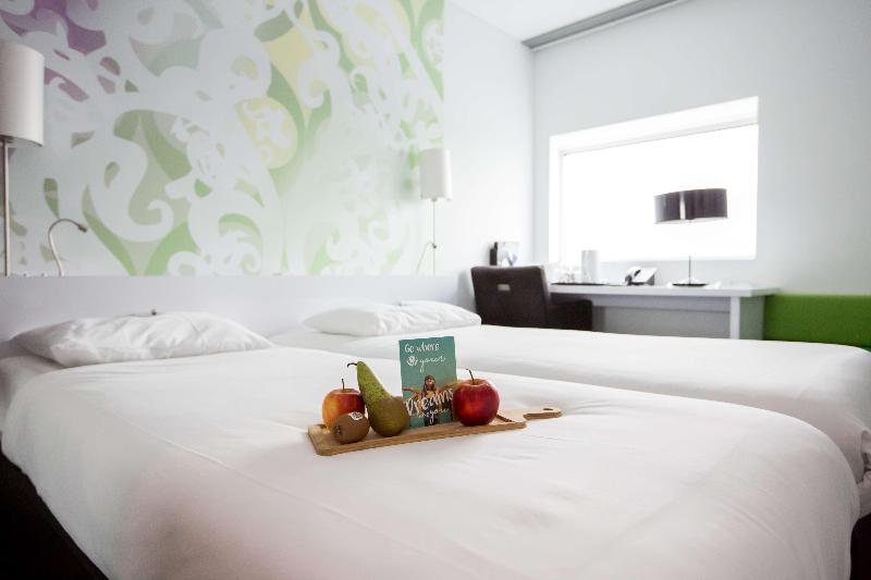 Tulip Inn Eindhoven Airport image
