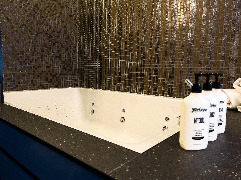 Hotel Indigo Madrid - Gran Via image