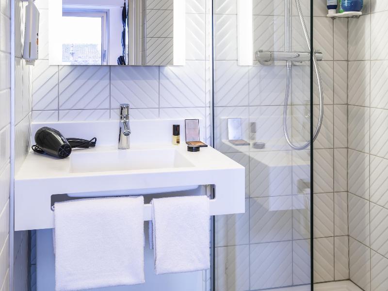 ibis Styles Sceaux Paris Sud image