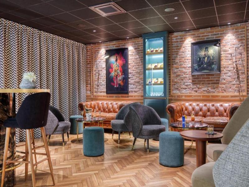 Brit Hotel Les Voyageurs image