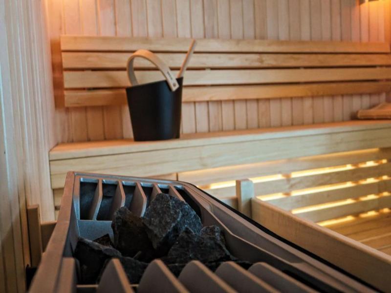 Brit Hotel Les Voyageurs image