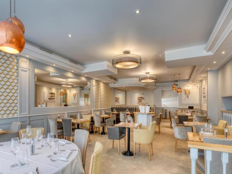 Brit Hotel Les Voyageurs image