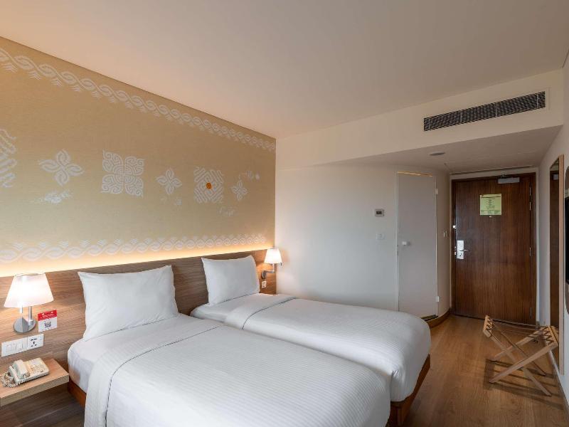 ibis Navi Mumbai image