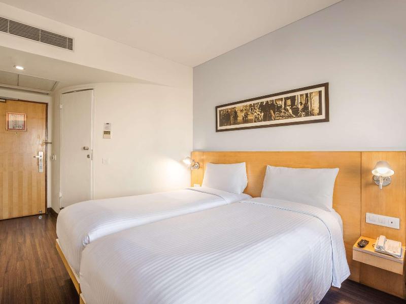 ibis Navi Mumbai image