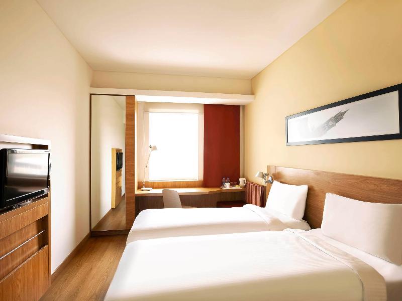 ibis Navi Mumbai image