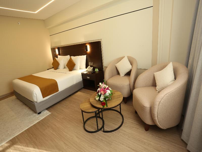 Best Western Premier Muscat image