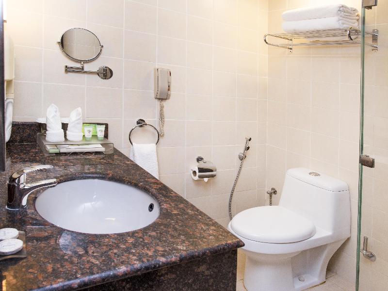 Best Western Premier Muscat image