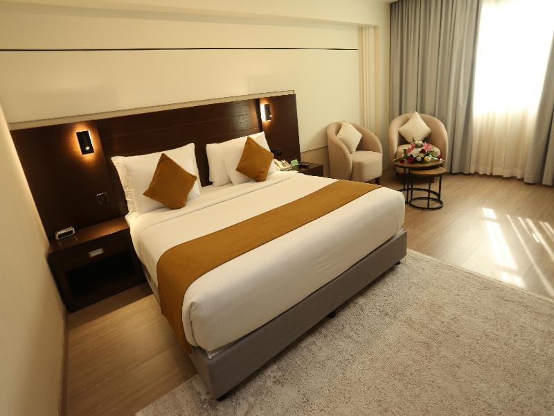 Best Western Premier Muscat image