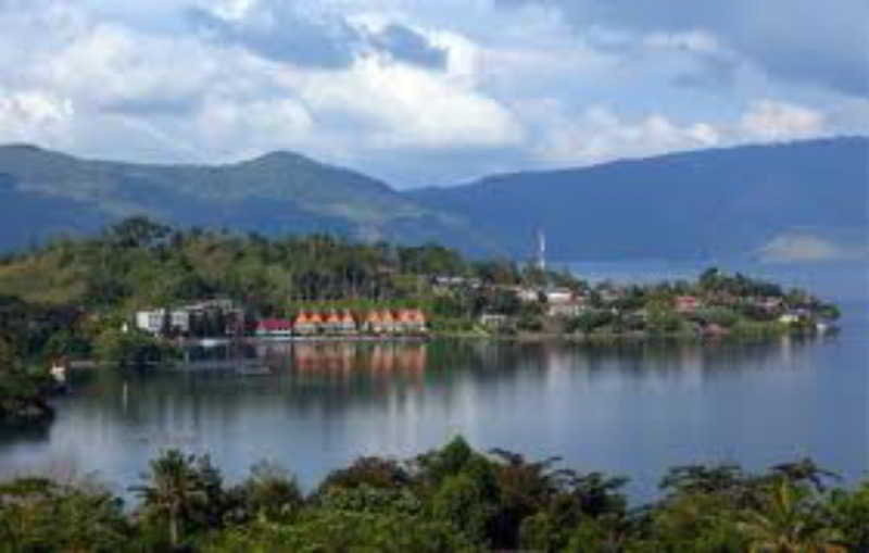 Danau Toba International Cottage Berastagi image