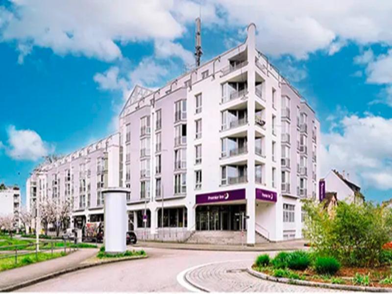 Premier Inn Stuttgart Bad Cannstatt image
