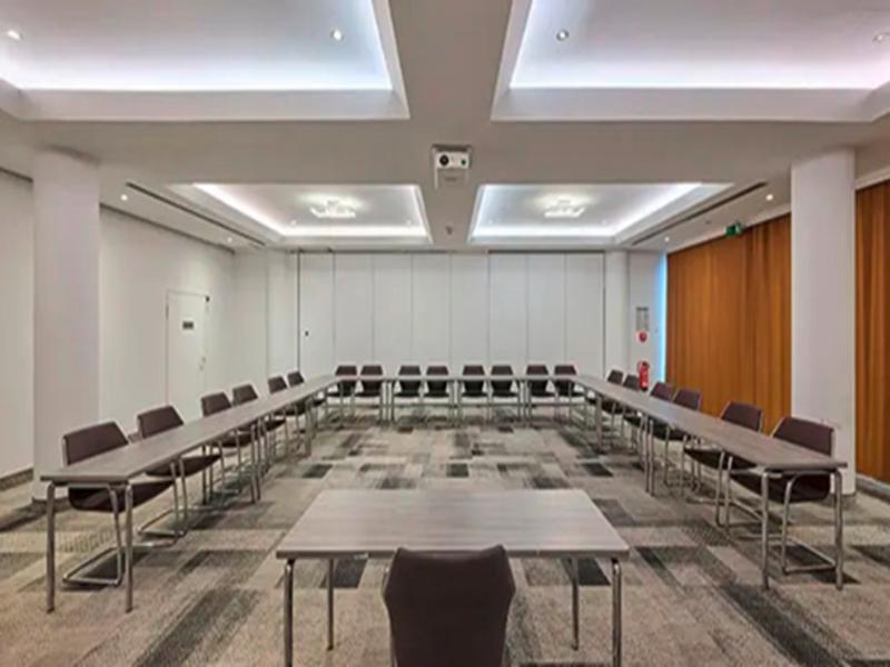 Premier Inn Stuttgart Bad Cannstatt image