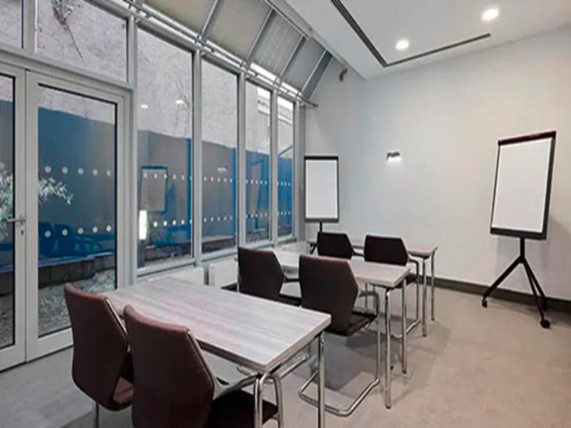 Premier Inn Stuttgart Bad Cannstatt image