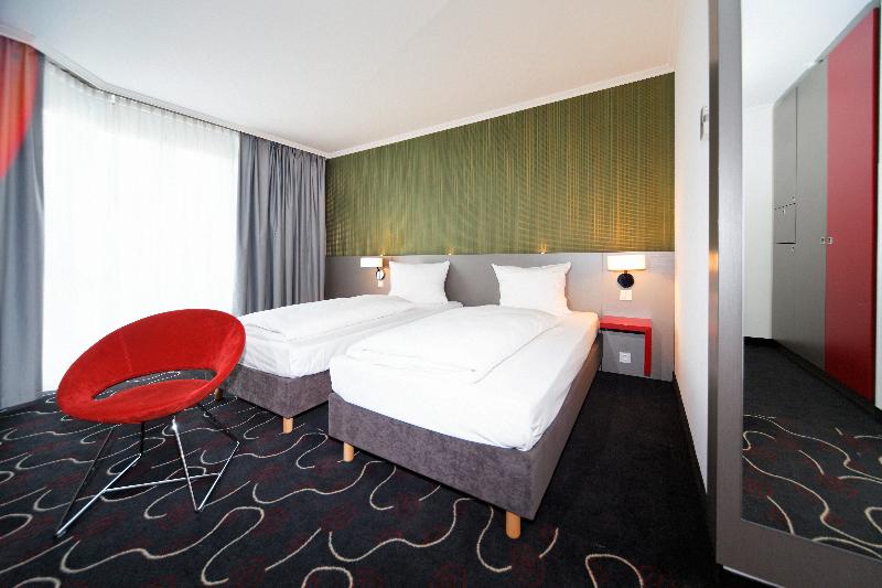 Premier Inn Stuttgart Bad Cannstatt image