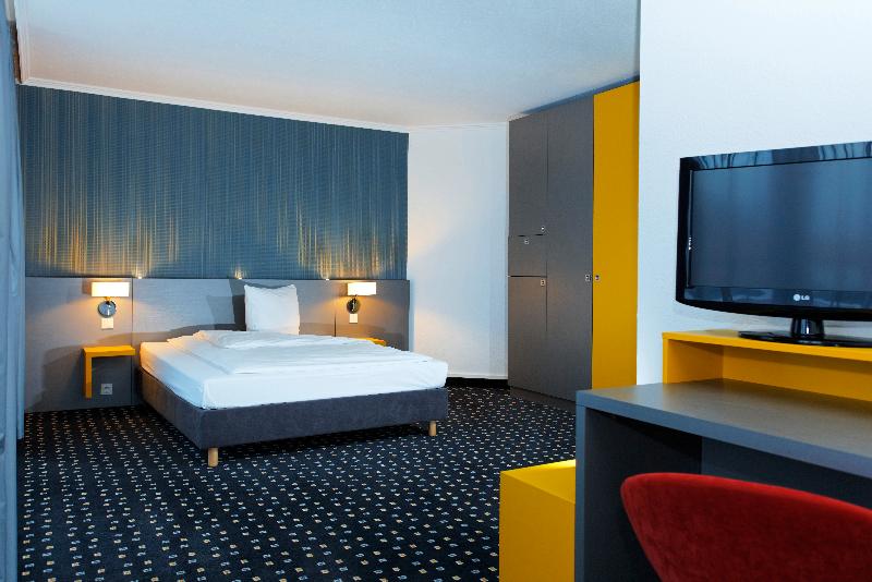 Premier Inn Stuttgart Bad Cannstatt image