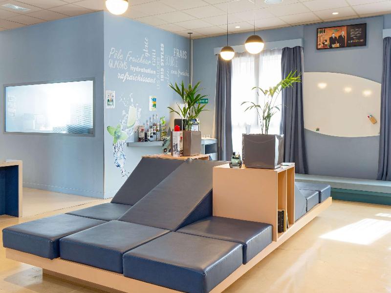 ibis Styles Toulon Centre Port image