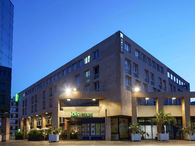 ibis Styles Toulon Centre Port image