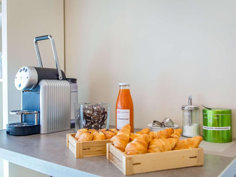 ibis Styles Toulon Centre Port image