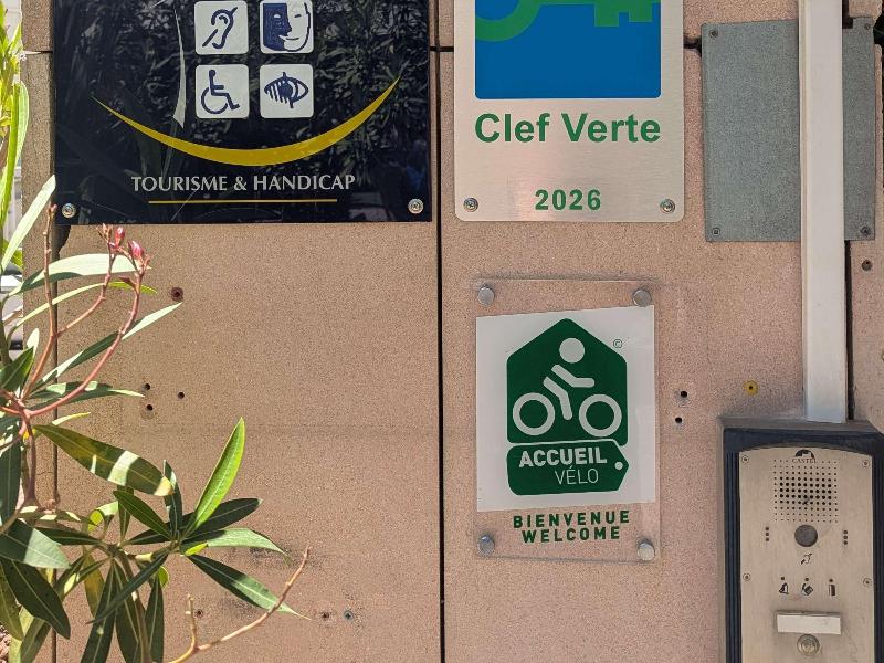 ibis Styles Toulon Centre Port image