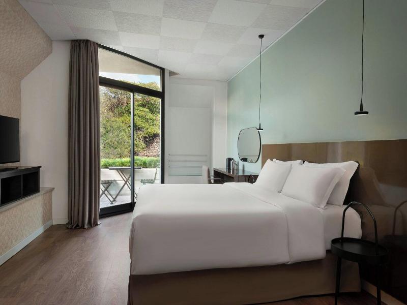 Four Points by Sheraton Catania Hotel & Conference image
