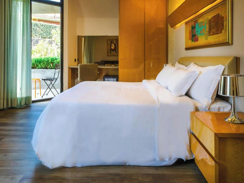 Four Points by Sheraton Catania Hotel & Conference image